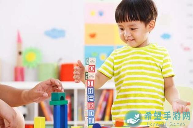 教你如何秒懂异世界勇者狂暴战245套与295套增伤组合，轻松成为战神！